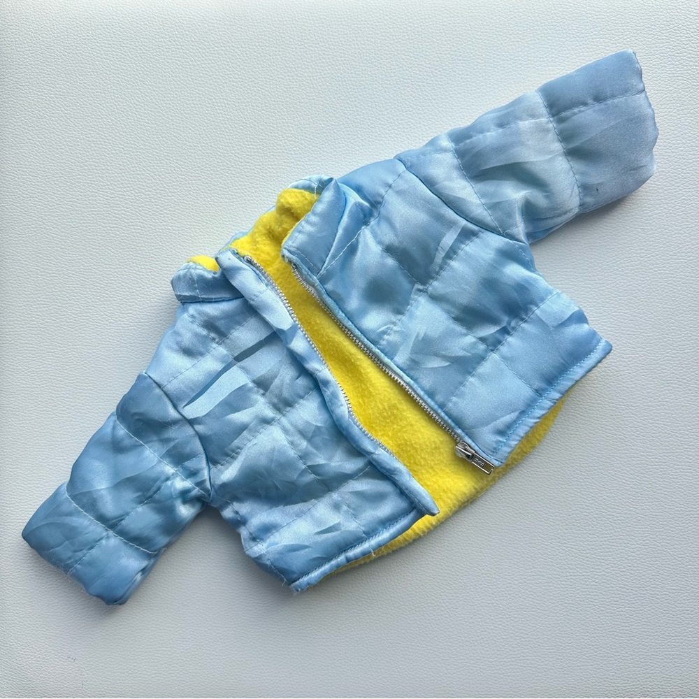 Vintage Sofia Doll Ballet Puffer Jacket – Blue with Yellow Lining